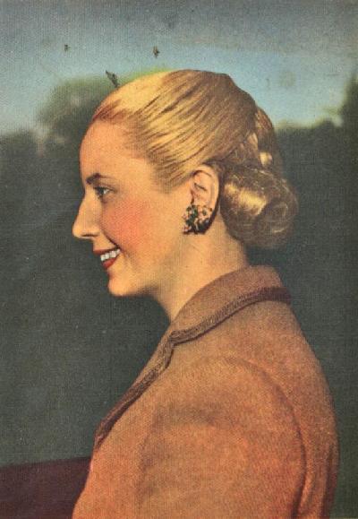 Eva Per&oacute;n fotograf&iacute;ada por el Profesor Pin&eacute;lides Arist&oacute;bulo Fusco. Imagen cortes&iacute;a de Carlos Alberto Vitola Palermo de Rosario, Sante Fe, Argentina