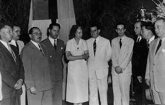 INSTANTANEAS DE EVITA