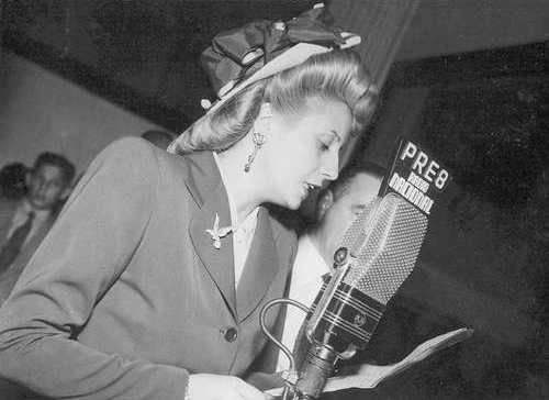 INSTANTANEAS DE EVITA