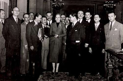 INSTANTANEAS DE EVITA