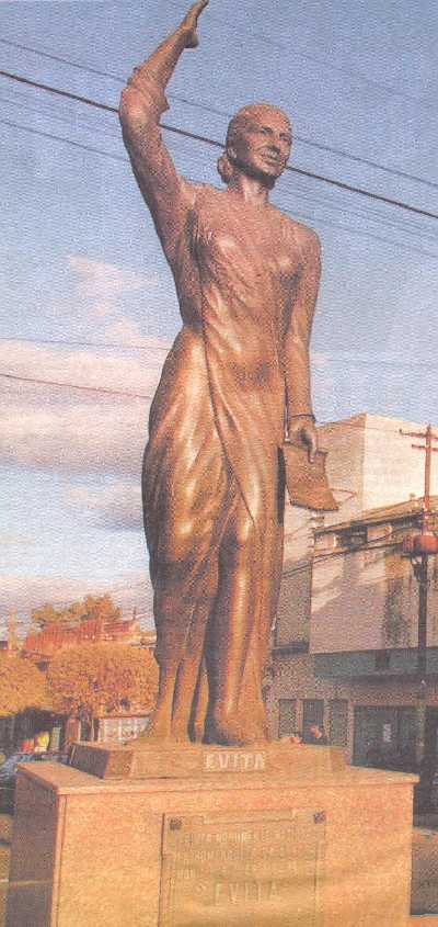 MONUMENTO A EVITA EN ROSARIO